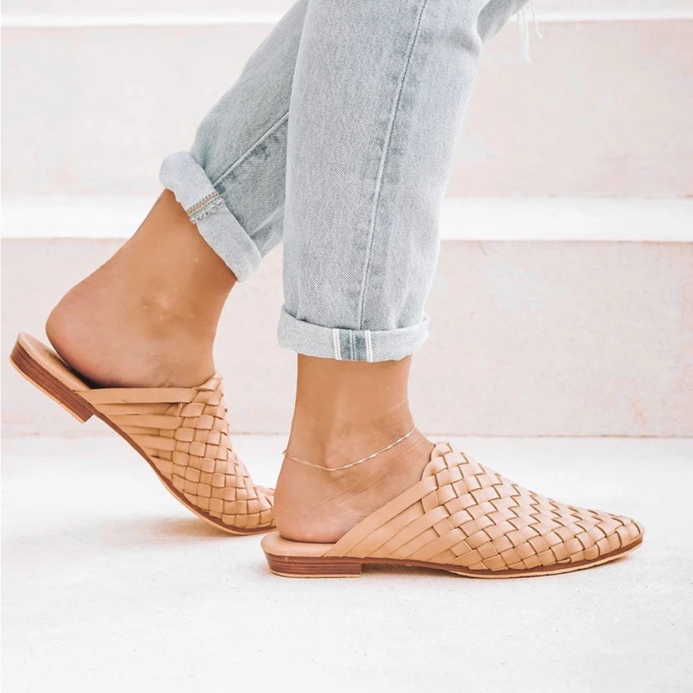 Liberté Woven Mule in Cream